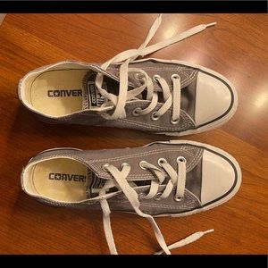 Converse Chuck Taylor’s Canvas Dark Grey size 6